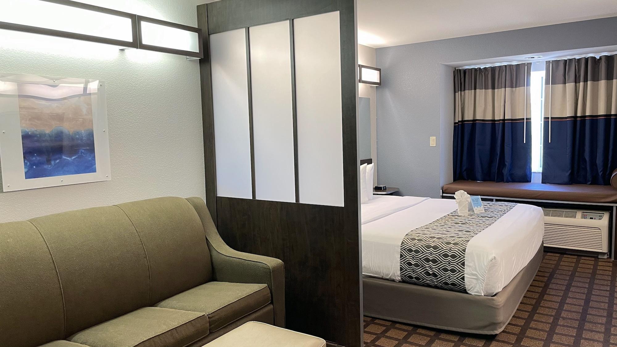Microtel Inn & Suites By Wyndham Michigan City Exteriör bild