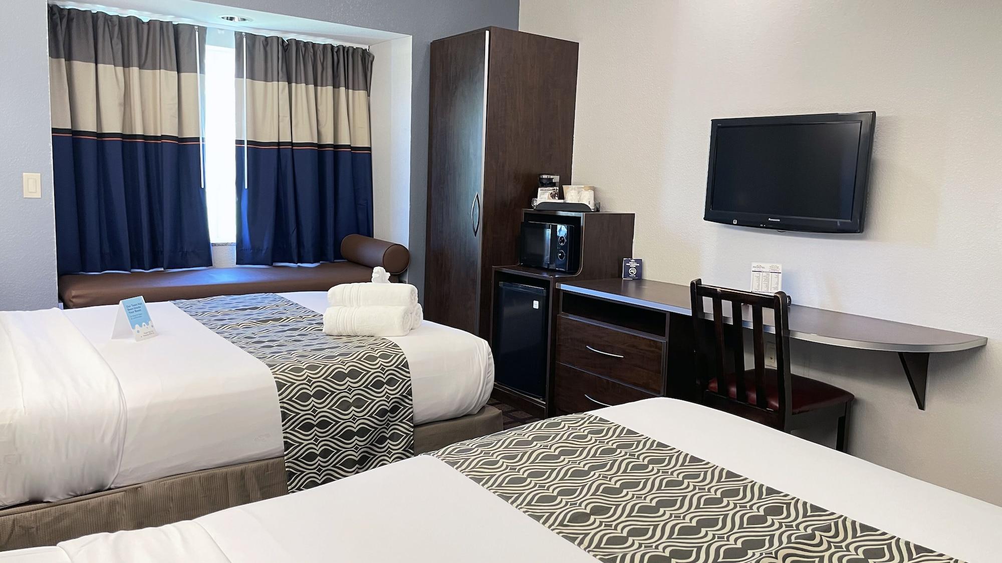 Microtel Inn & Suites By Wyndham Michigan City Exteriör bild