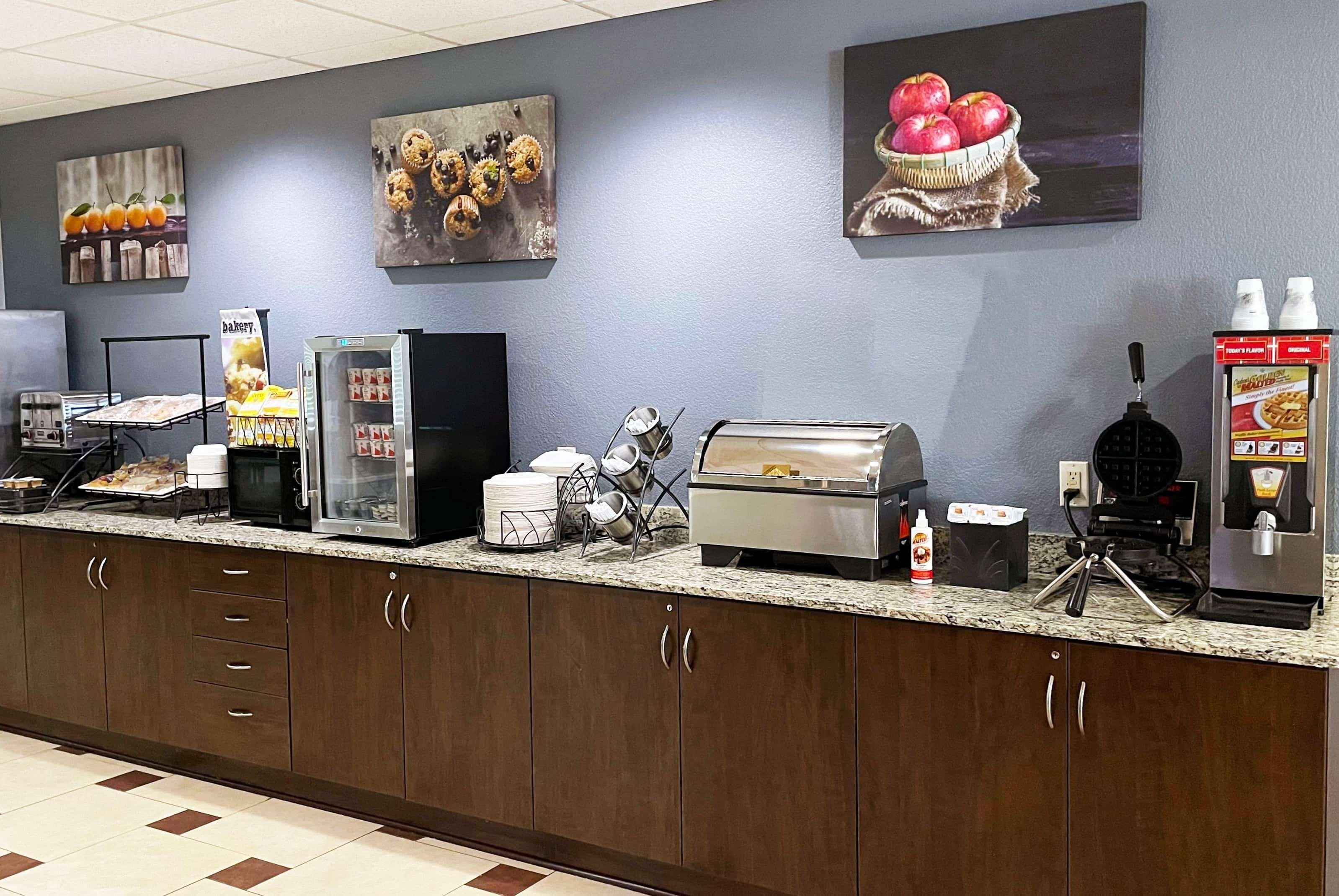 Microtel Inn & Suites By Wyndham Michigan City Exteriör bild